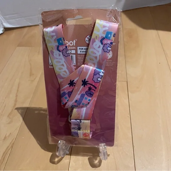 New hello kitty kid robot con exclusive lanyard pin set - Picture 2 of 2